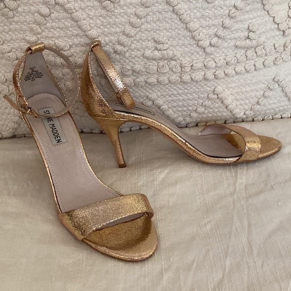 Steve Madden “Sillly” strappy sandal heels, Rosegold metallic, size 7 EUC - Picture 2 of 9